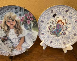 2 Collectors Plates 1989 aAnnaa by Corinne Layton signed ablue trellisa Hibel Society
