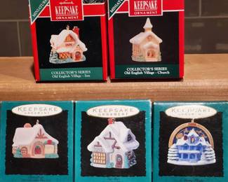 5 Hallmark Miniatures Ornaments Village