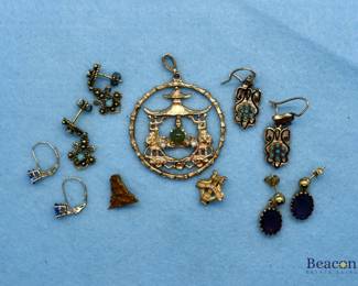 Gold jewelry