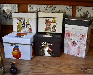 Mugs in presentation boxes