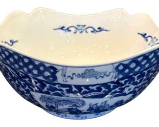 Blue White Scalloped Edge Bowl