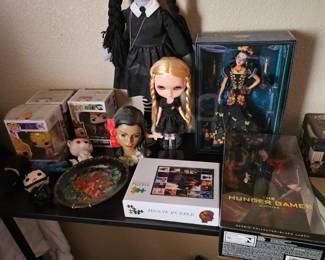 Dia De Los Muertos Barbie, Villian Funko Pops, Blythe Doll, Debi Libby Zombie Doll