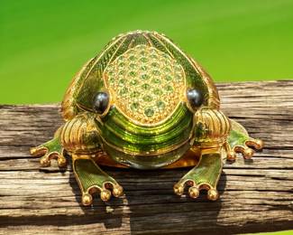 Edgar Berebi enamel frog trinket box 