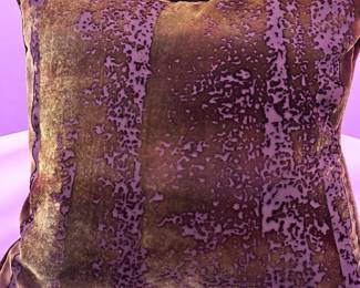 EXQUISITE Kevin O’Brien handmade Velvet Pillows 