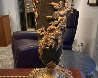 Vintage Urn/Mantle vase 