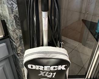 Brand new Oreck XL21 with accessories and manual 