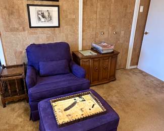 Upholstered chair with matching ottoman in Novasuede 