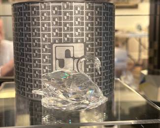 Swarovski swan 