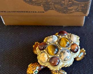 Jay Strongwater turtle trinket figurine
