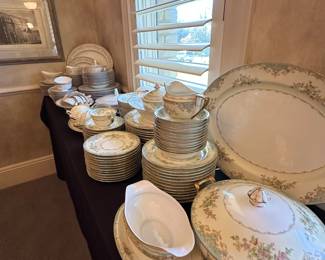 Noritake Vintage China Set (N809) - 79 pieces