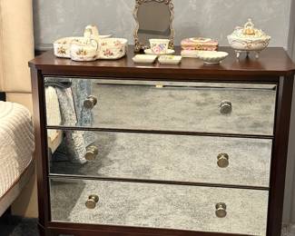 Ethan Allen mirrored 3 drawer chest/nightstand - set of 2 