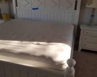 Coastal chic king bed