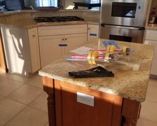 Kitchen cabinetry by Goebel Cabinetry. Large U-shaped kitchen 