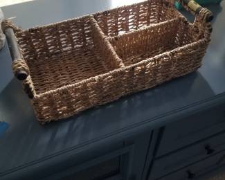 Storage basket