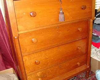Antique cherry chest of drawers, Circa 1850