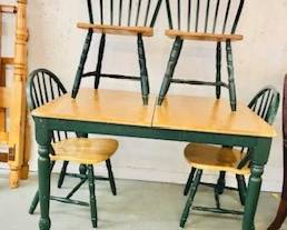 Set of 4 chairs and table 