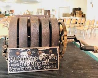 Antique 5 bar Stromberg  Carlson Telephone with crank 