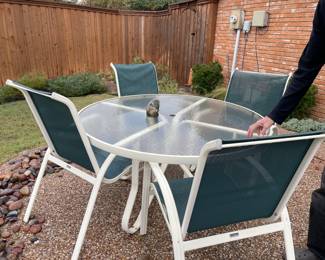 patio table and chairs