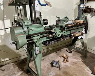 Working Metal Lathe