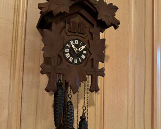 Multiple clocks, wall and mantle.