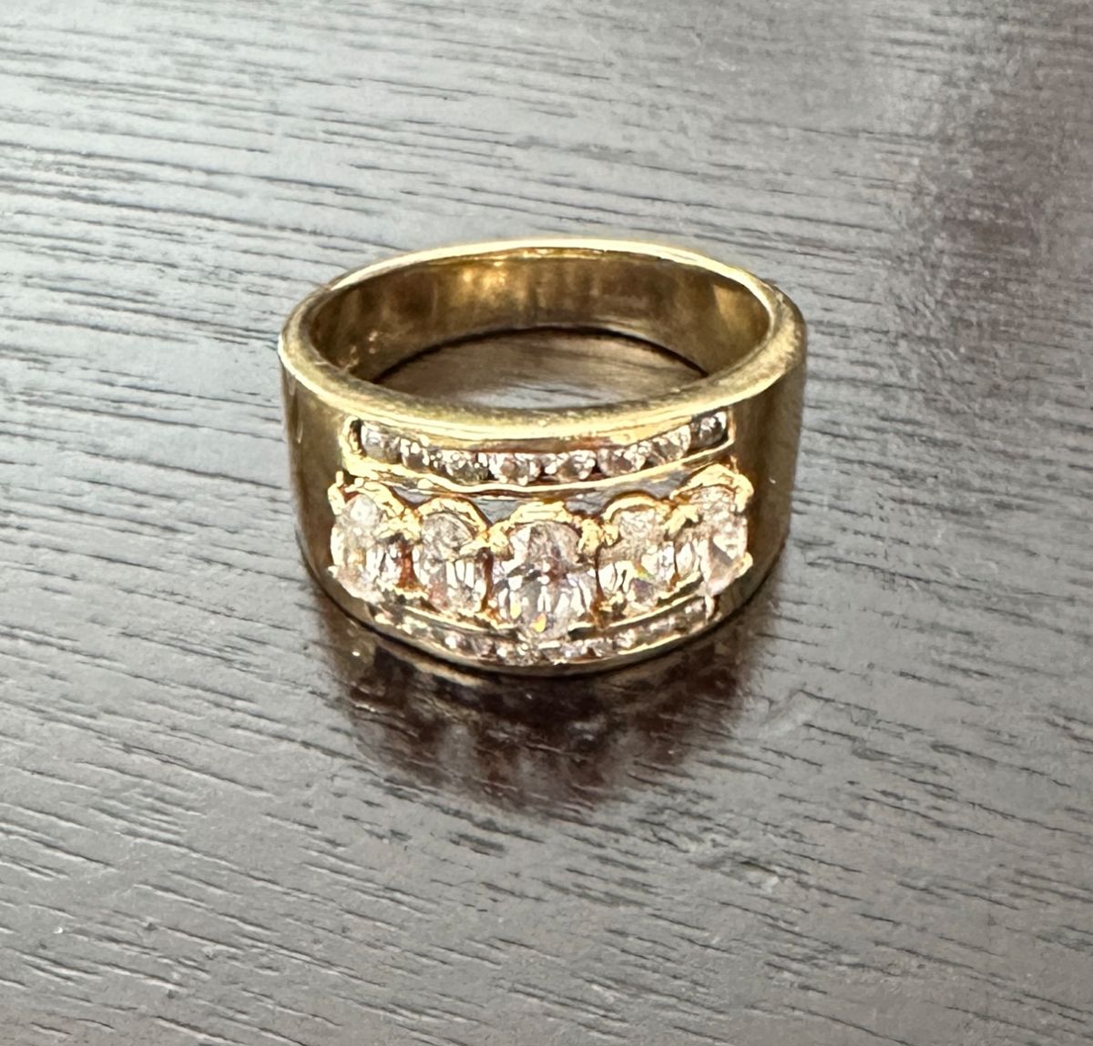 14k gold diamond band 
