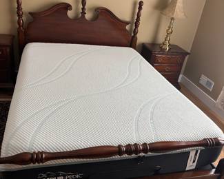 Tempur-pedic Pro Adapt Mechanical bed with lighted sides; remote control head and foot adjustments; vibrating mattress; like-new condition; sold separately from bedroom set