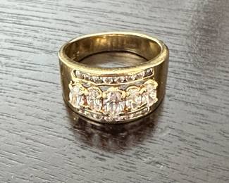 14k gold diamond band 