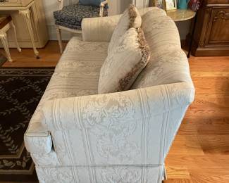 loveseat.  Thomasville.  60 x 35 x  33.  $200