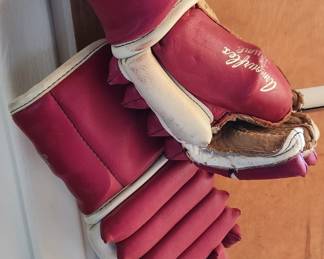 Cooper Hockey Gloves