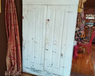 Large primitive hutch/wardrobe