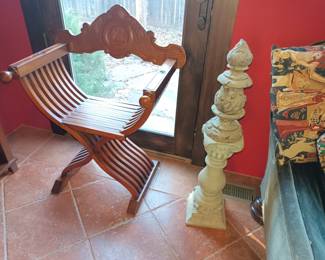 Savonarola chair