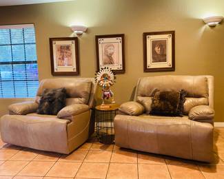 electric leather recliners, we have a nice collection of Kachina dolls & Native American photographic prints