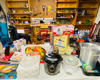 new in box kitchen items,