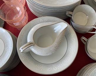 Full 10-piece set Noritake porcelain dinnerware from Japan