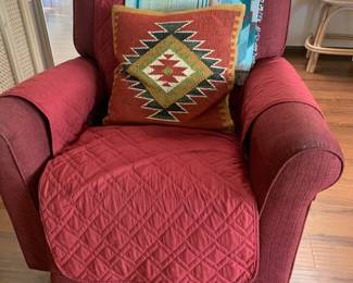 Comfortable power recliner/rocker (36x37x39").