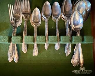 Wm. Rogers & Sons "Exquisite" flatware