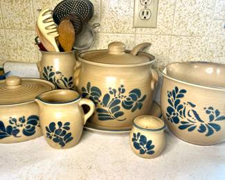 Pfaltzgraft "Folk Art" stoneware set