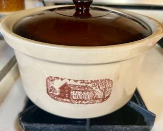 Western Stoneware covered crock for Amana