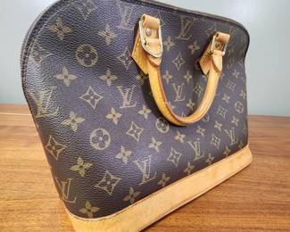 Louis Vuitton Monogram Alma PM