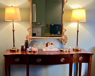 BAKER Historic Charleston 3 Drawer Mahogany Sideboard or Huntboard with an exceptional LaBarge mirror. 