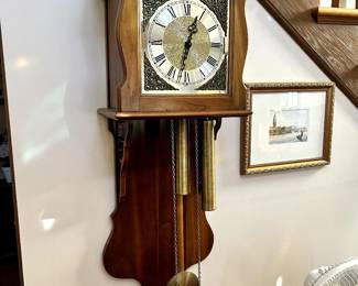 Wall clock - needs adjustment