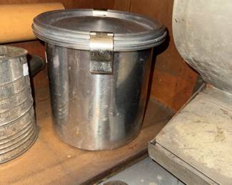 Vintage Fresh-O-Lator