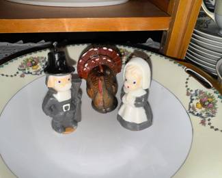 We also have a vintage Gemco Thanksgiving candle set