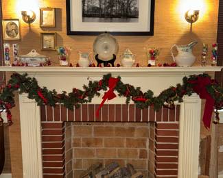 The only thing missing is the crackling fire and stockings.