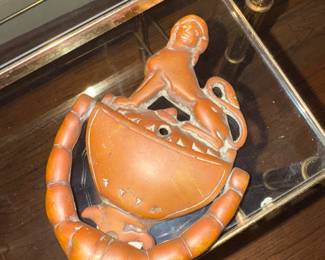 Look at that patina and smooth finish. Rumor says it was part of an Egyptian sarcophagus. 🫣🫣