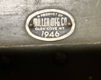 Vintage army foot locket