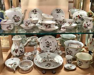 HEREND CHINA Rothschild Bird pattern