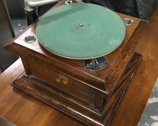 COLUMBIA GRAPHOPHONE