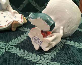 HEREND GIRL WITH CAT MARK