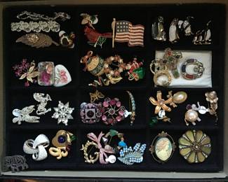 COSTUME JEWELRY